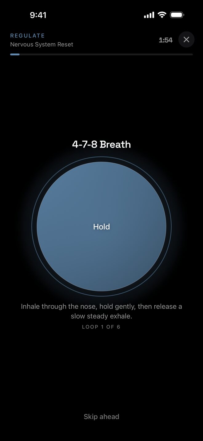 EloSpeak Regulate phase in dark mode: a 4-7-8 breathing circle reading “Hold,” with the instruction to inhale through the nose, hold gently, then exhale slowly.